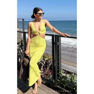 NWT ZARA BLOGGER FAVORITE CUT OUT KNIT DRESS